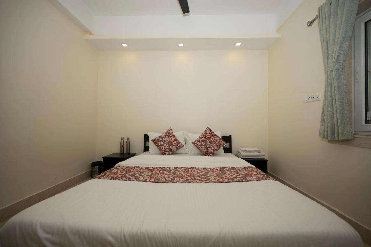 Lakeside Suites Kalküta Dış mekan fotoğraf
