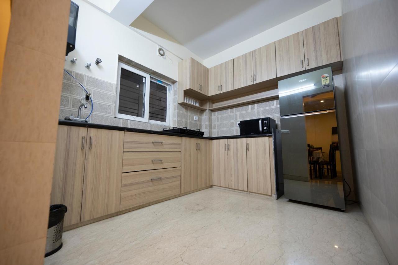 Lakeside Suites Kalküta Dış mekan fotoğraf