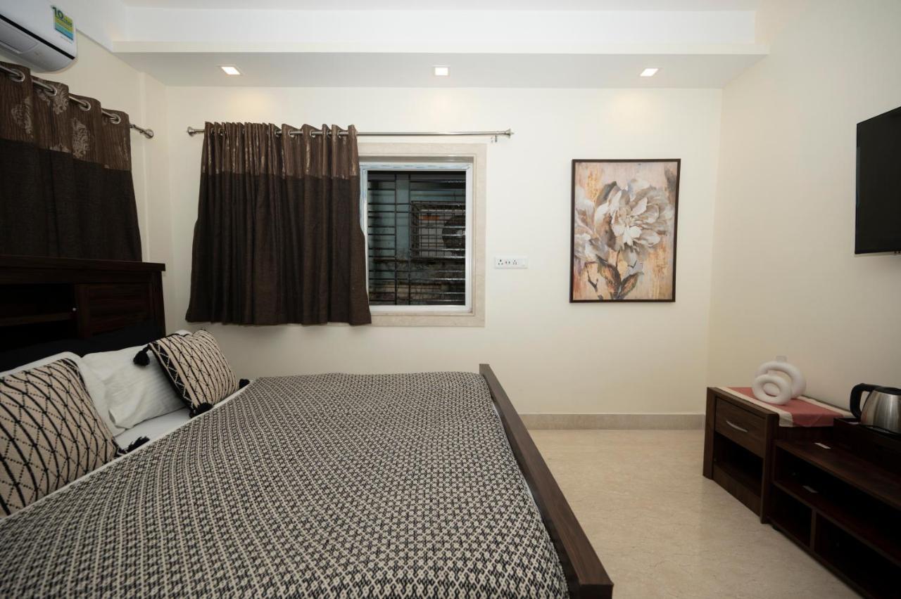 Lakeside Suites Kalküta Dış mekan fotoğraf