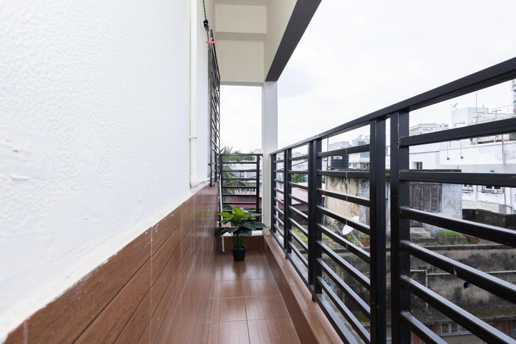 Lakeside Suites Kalküta Dış mekan fotoğraf